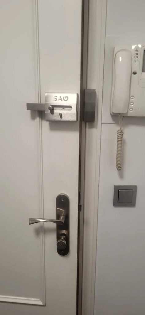 seguridad cerrajero moncofar